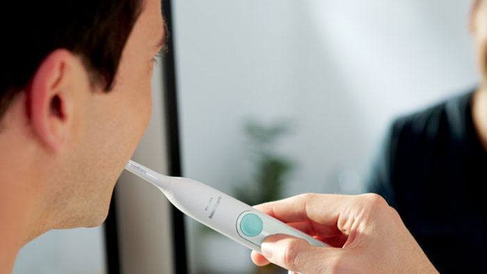 Gum recession: a guide to receding gum lines