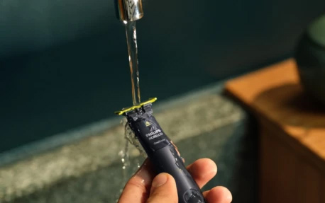Is the Philips OneBlade waterproof?