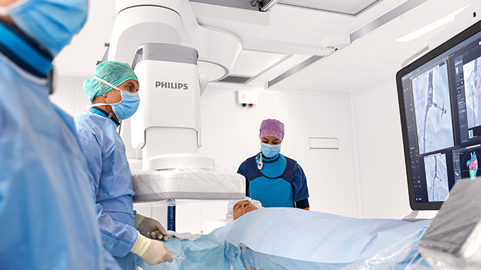 Cardiac surgery in the Hybrid OR